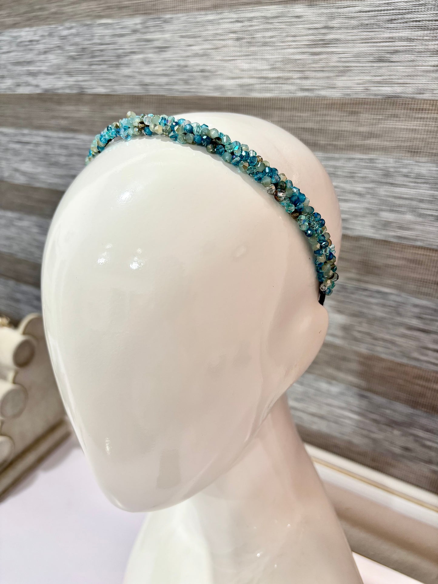 RAYAA - Blue Crystals